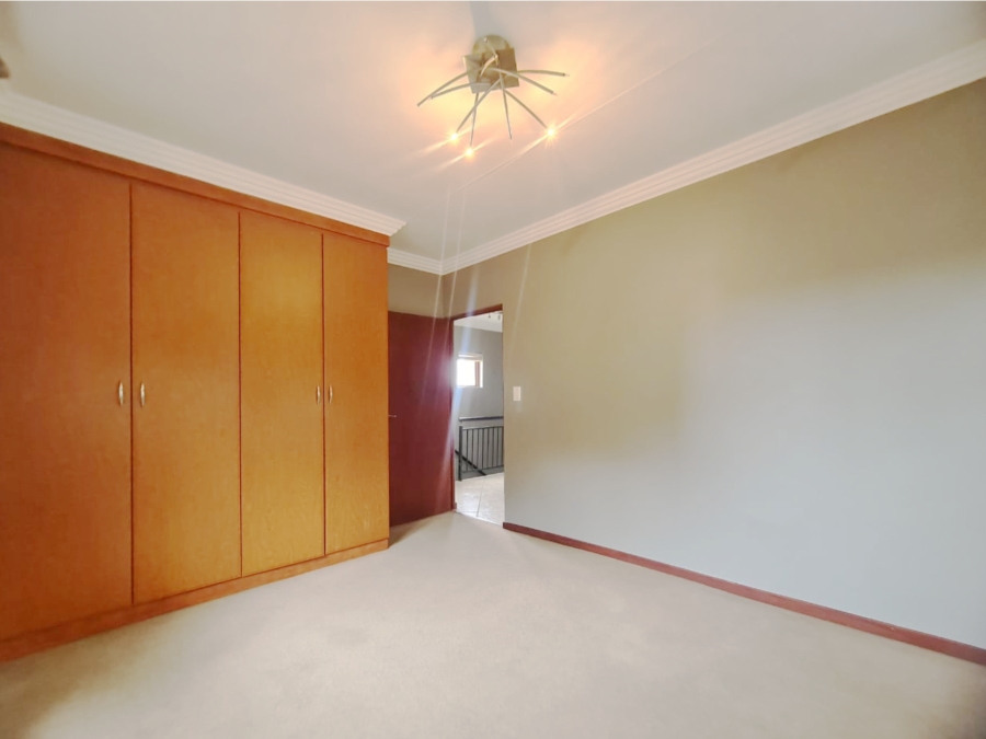 To Let 3 Bedroom Property for Rent in Melodie North West